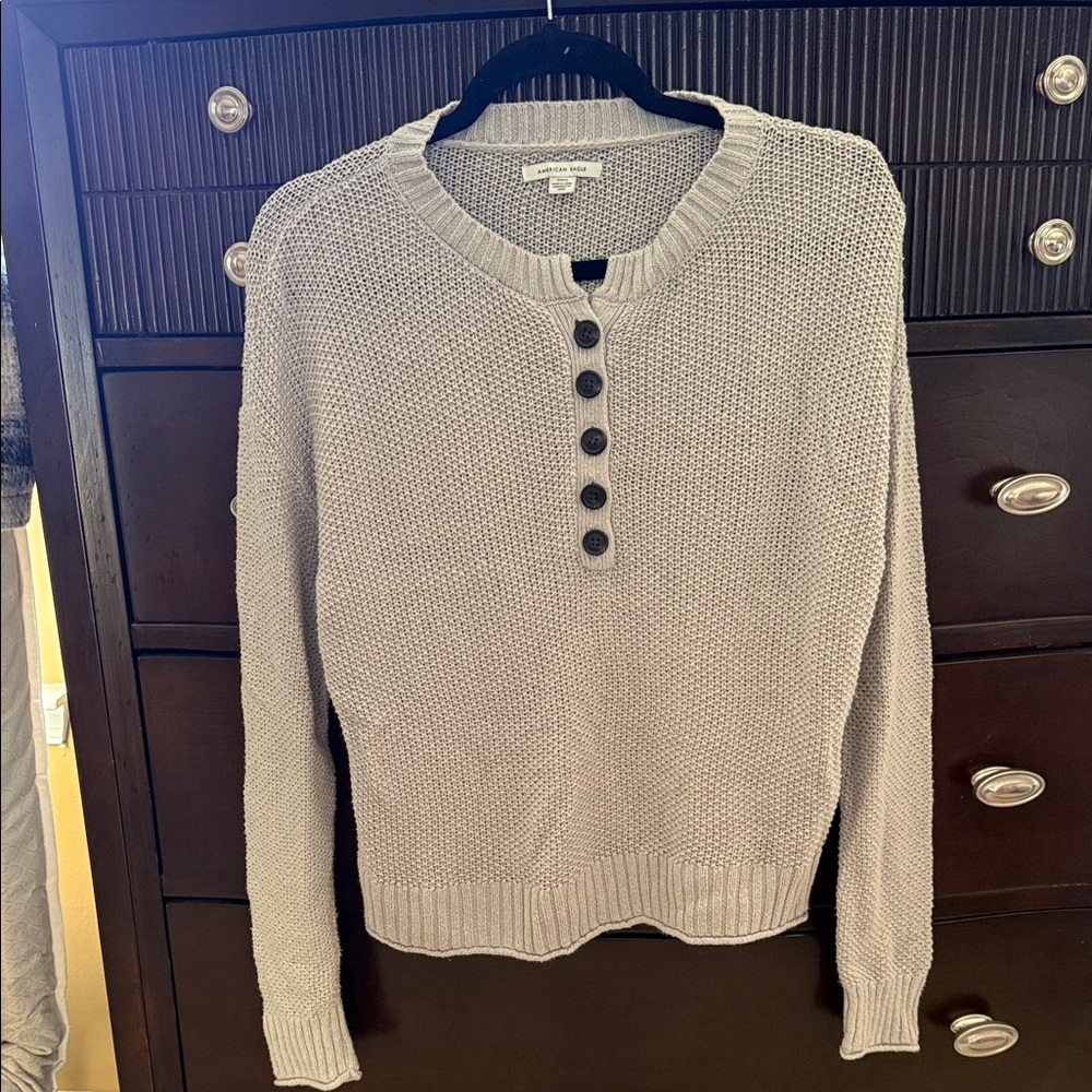 American Eagle Outfitters Grey Buttoned Sweater - size Small